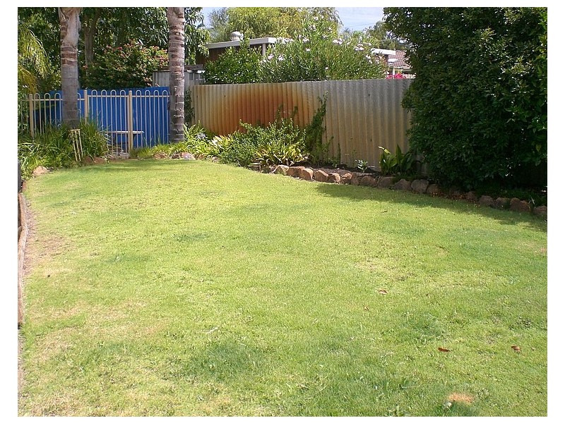 9 Hazlett Close, South Lake WA 6164