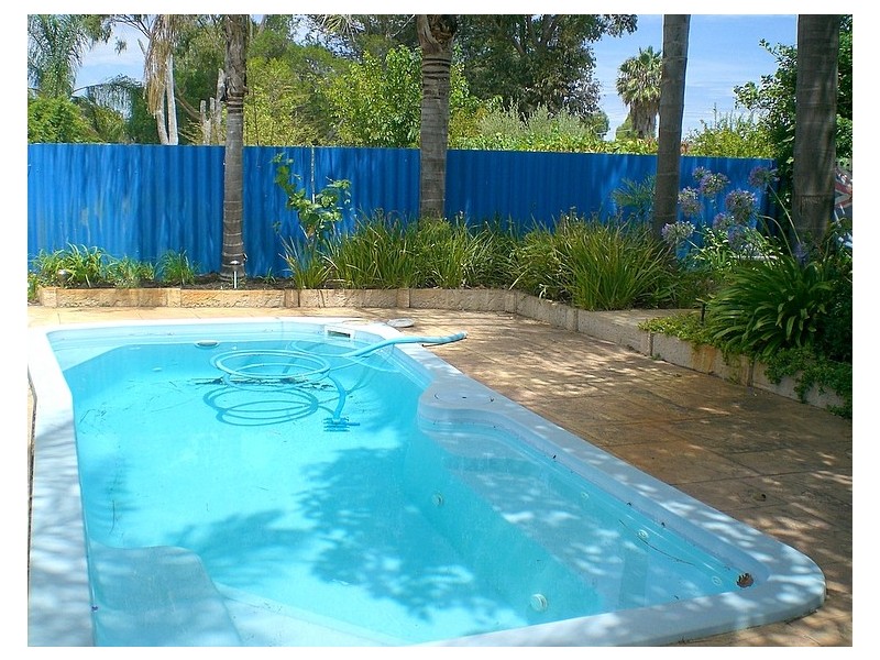 9 Hazlett Close, South Lake WA 6164