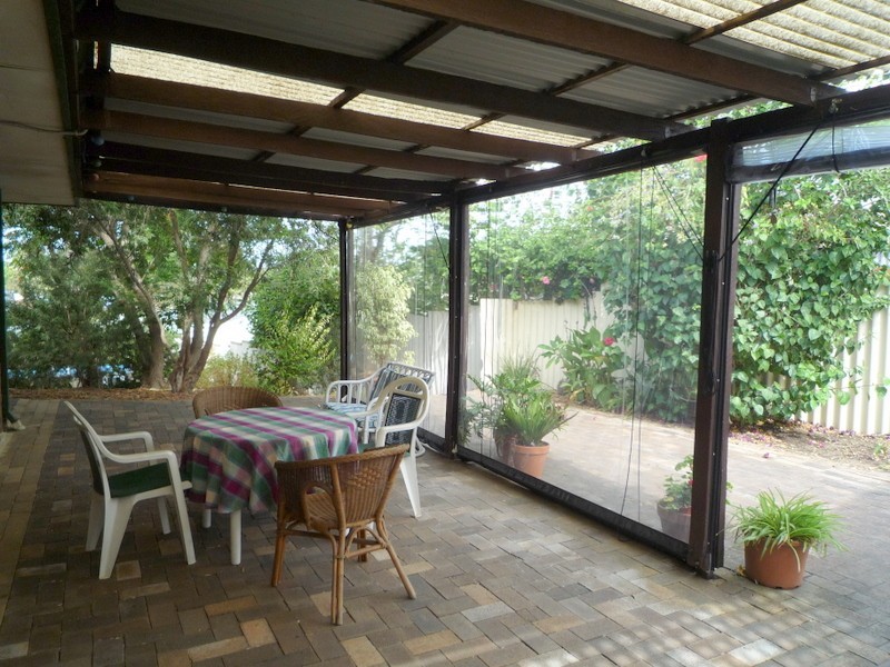 135 Plover Drive, Yangebup WA 6164