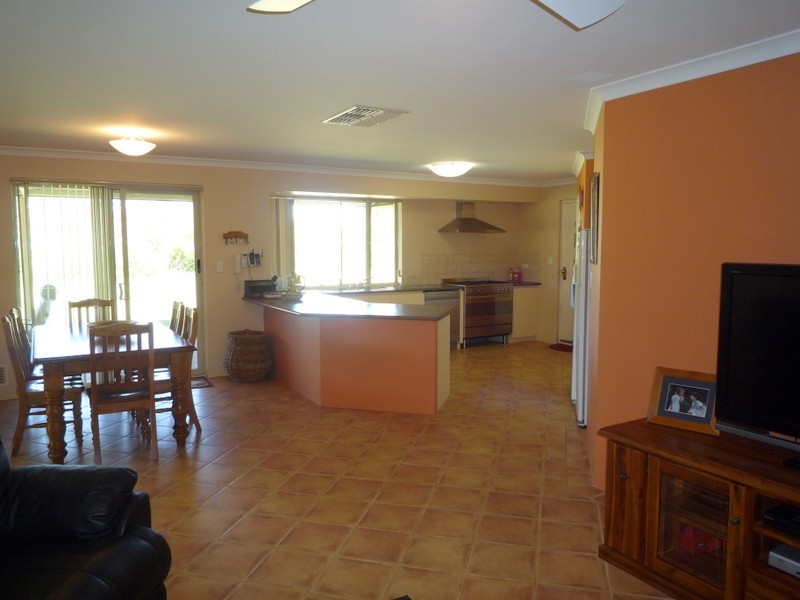 28 Peppworth Place, Jandakot WA 6164
