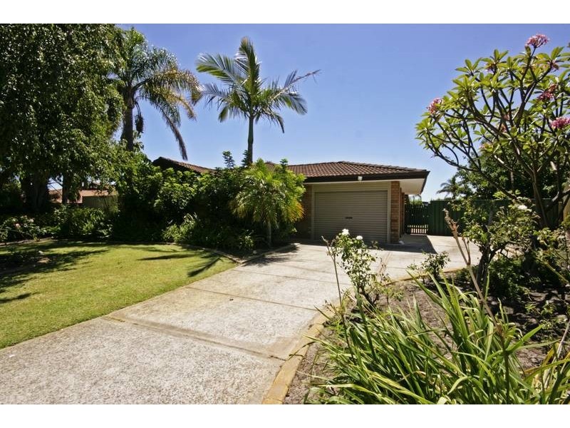 6 Beech Court, South Lake WA 6164