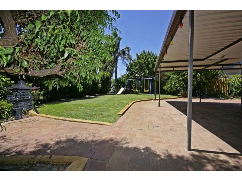 6 Beech Court, South Lake WA 6164