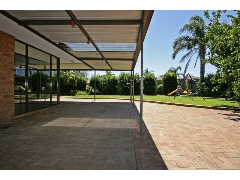 6 Beech Court, South Lake WA 6164