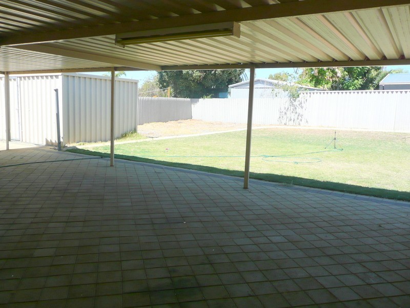 3 Adrina Court, South Lake WA 6164