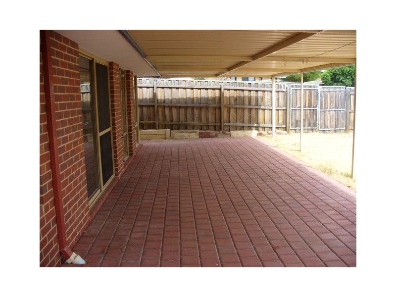 35 Thornbill Loop, Beeliar WA 6164