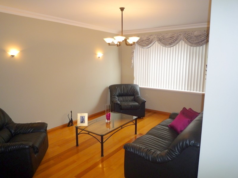 16 Carrello Circuit, Coogee WA 6166