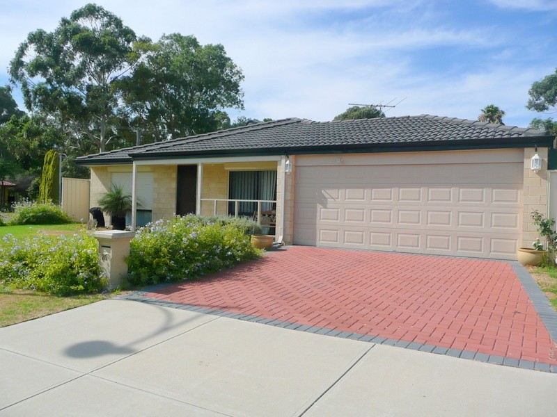 26 Beroona Way, South Lake WA 6164