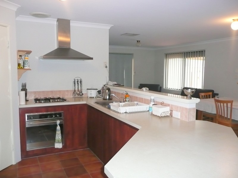 26 Beroona Way, South Lake WA 6164