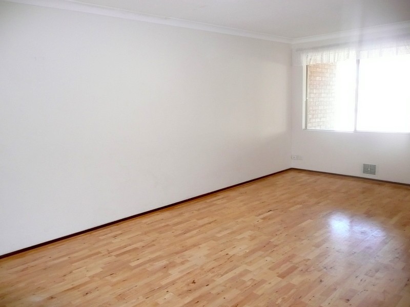 B/3 Prout Way, Bibra Lake WA 6163