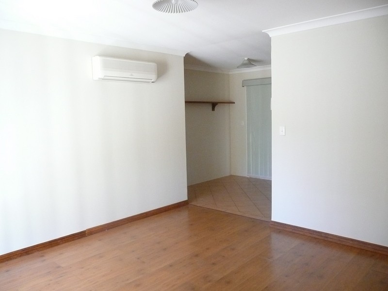 A/12 Mollerin Place, South Lake WA 6164