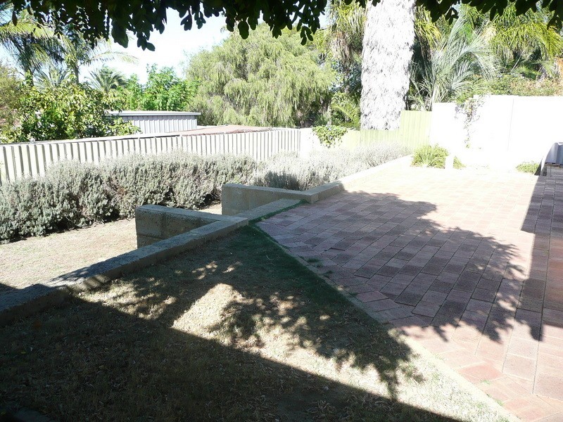 A/12 Mollerin Place, South Lake WA 6164