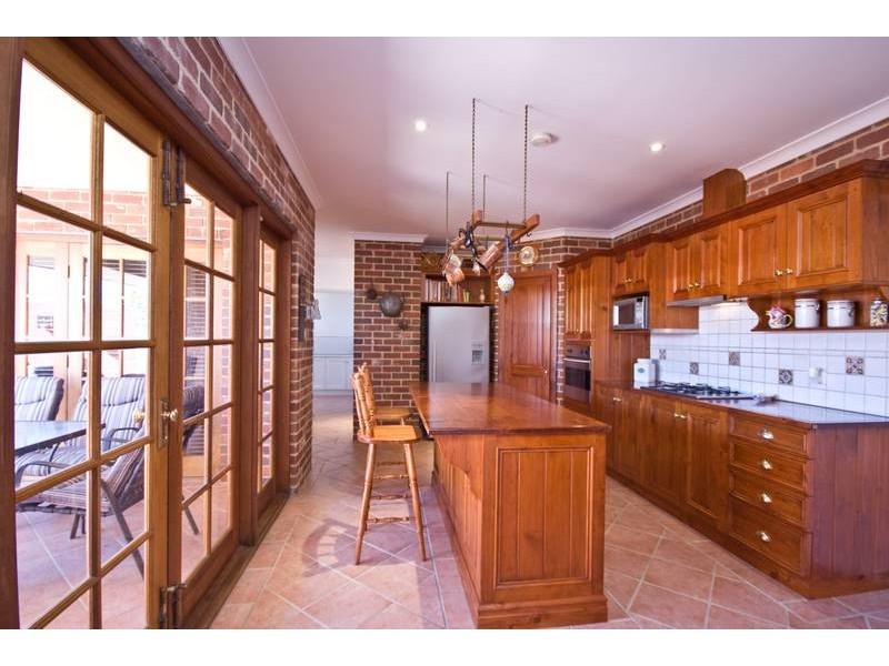 9 Orsulich Loop, Spearwood WA 6163