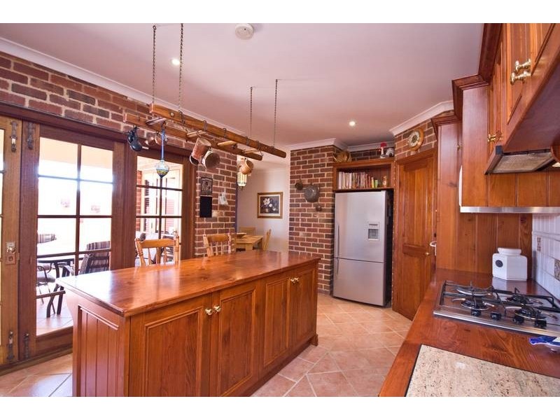 9 Orsulich Loop, Spearwood WA 6163