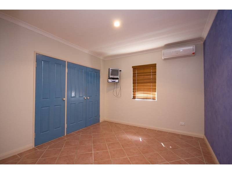 9 Orsulich Loop, Spearwood WA 6163