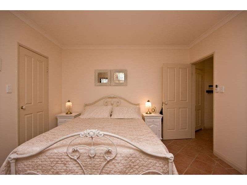 9 Orsulich Loop, Spearwood WA 6163