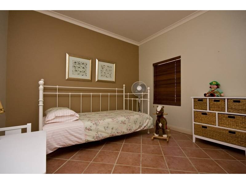 9 Orsulich Loop, Spearwood WA 6163