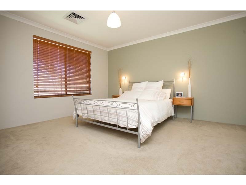 24 Boogalla Court, South Lake WA 6164