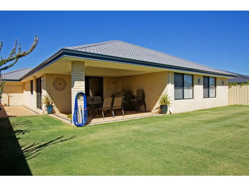 24 Boogalla Court, South Lake WA 6164