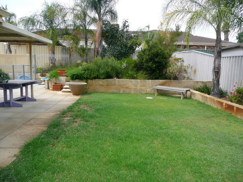 20 Fantail Drive, Bibra Lake WA 6163