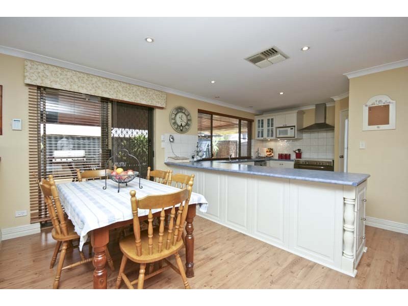 95 Lydon Boulevard, Atwell WA 6164
