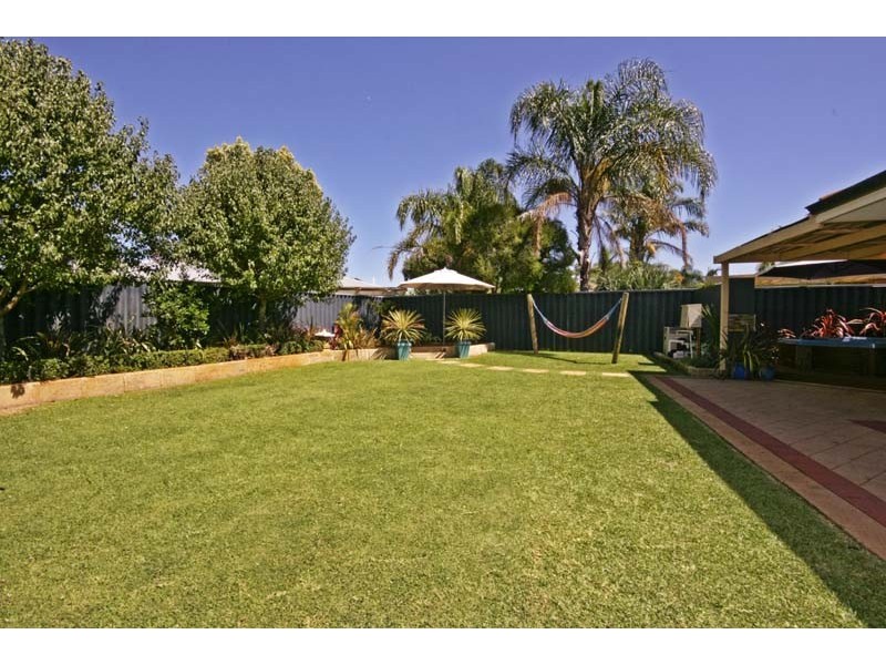 95 Lydon Boulevard, Atwell WA 6164