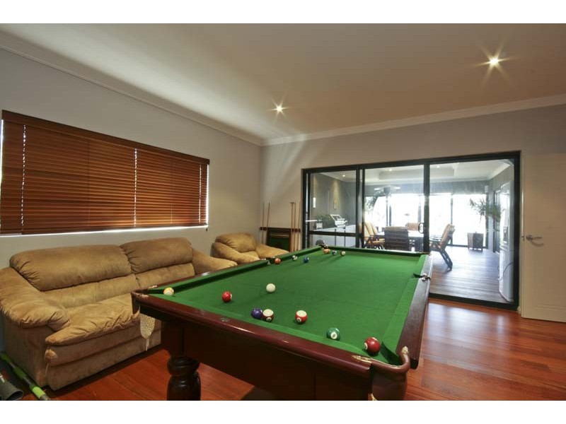 8 Dionysus Terrace, Atwell WA 6164
