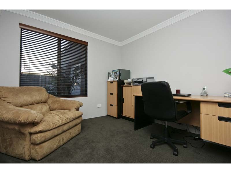 8 Dionysus Terrace, Atwell WA 6164