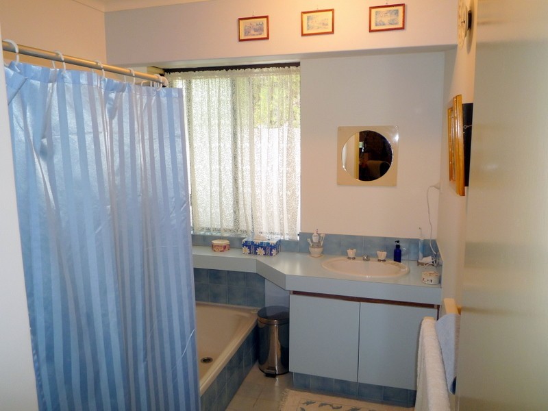 16 Coleridge Place, North Lake WA 6163