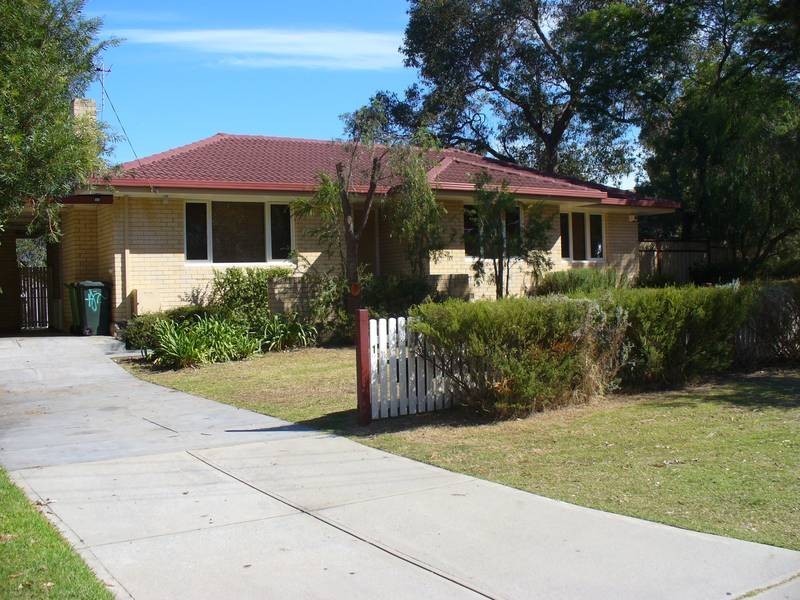 1 Radnor Way, Coolbellup WA 6163