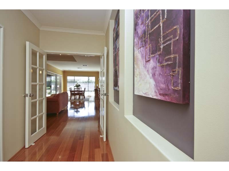9 Beaumont Parkway, Success WA 6164