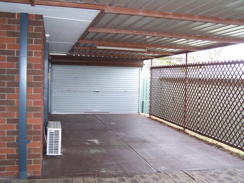 14 Bondini Way, Bibra Lake WA 6163