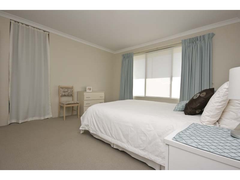 3 Goulburn Approach, Hammond Park WA 6164