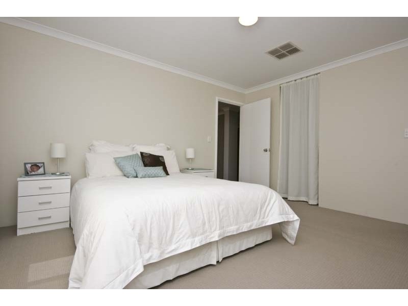 3 Goulburn Approach, Hammond Park WA 6164