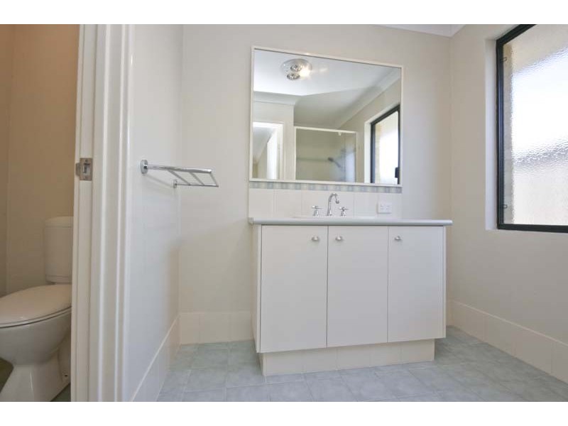 3 Goulburn Approach, Hammond Park WA 6164