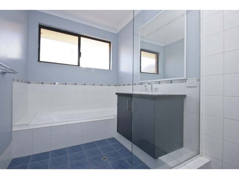 11 Swallowtail Avenue, Success WA 6164