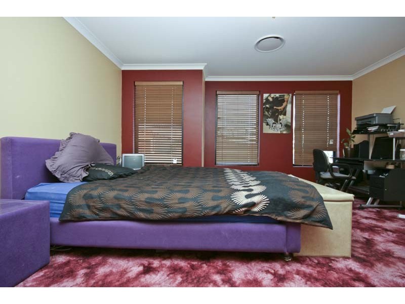 11 Swallowtail Avenue, Success WA 6164