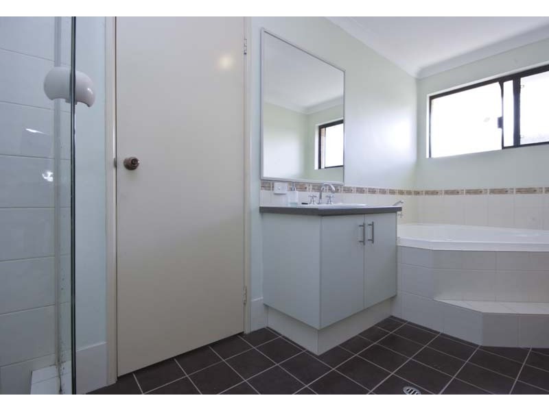 11 Swallowtail Avenue, Success WA 6164