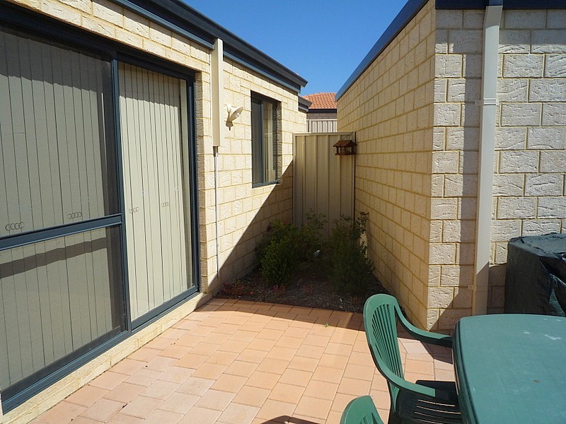3/24 Bonito Place, Yangebup WA 6164