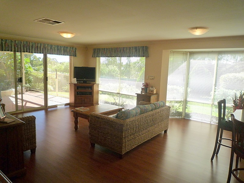 7 Lesueur Pass, Beeliar WA 6164