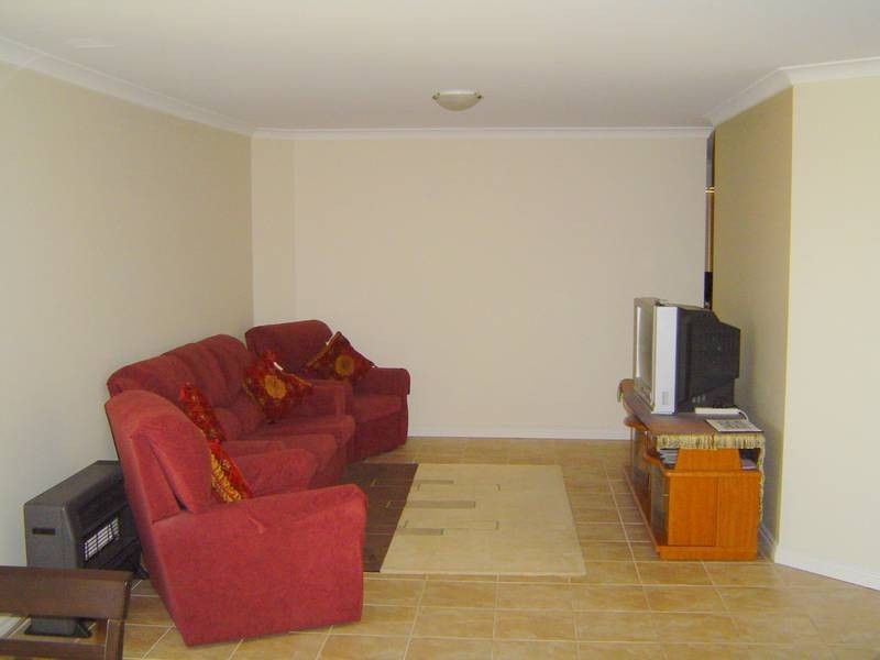 43 Minerva Loop, Success WA 6164