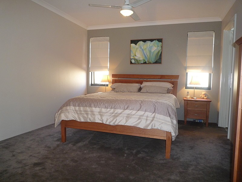 11 Astroloma Drive, Success WA 6164