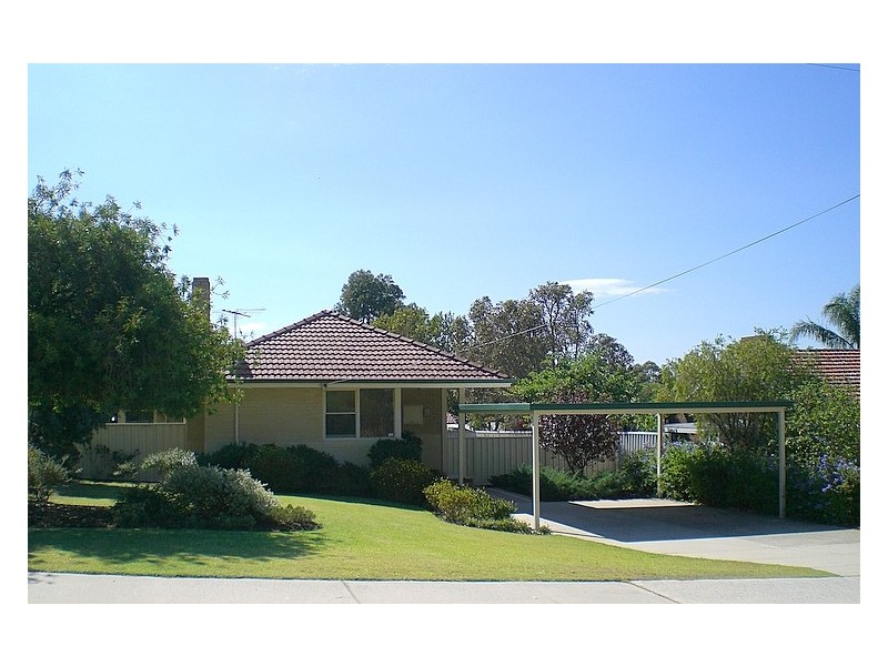 32 Lockett Street, Coolbellup WA 6163