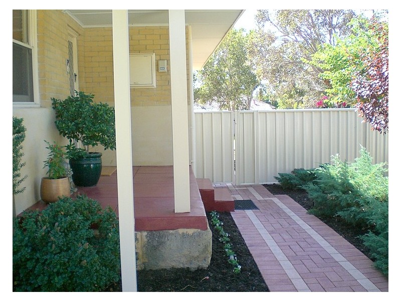 32 Lockett Street, Coolbellup WA 6163