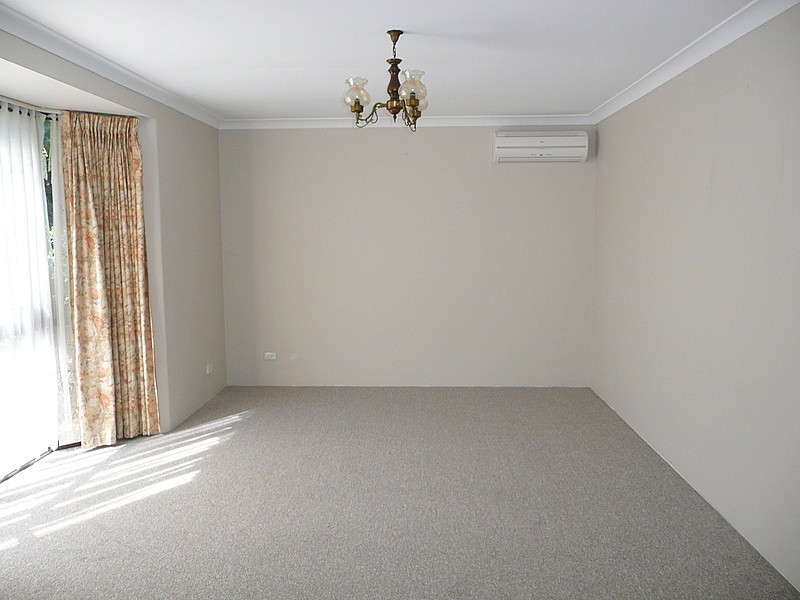 9 Meadowbank Terrace, South Lake WA 6164