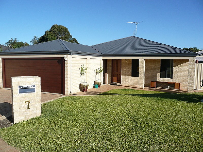 7 Boogalla Court, South Lake WA 6164