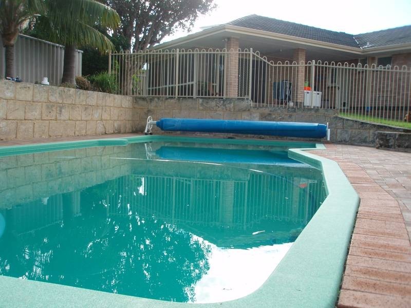 16 Ellement Parade, Coogee WA 6166