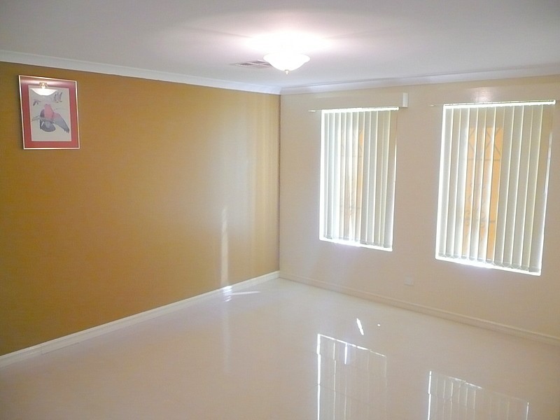 22 Beroona Way, South Lake WA 6164