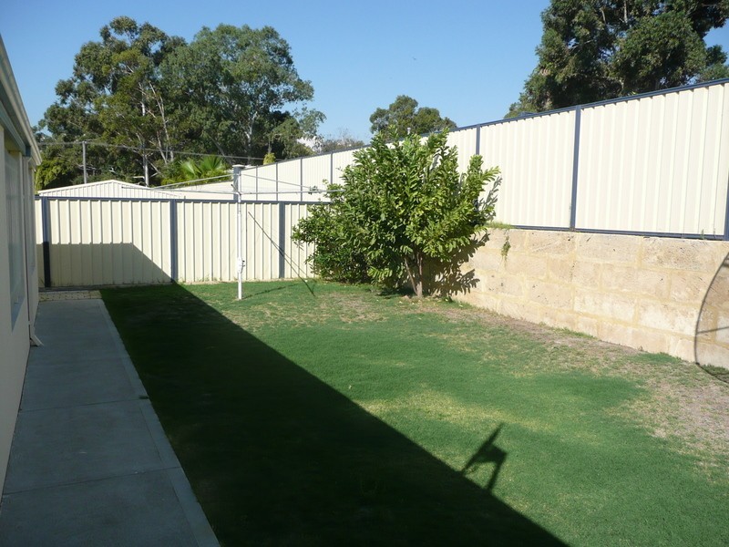 22 Beroona Way, South Lake WA 6164
