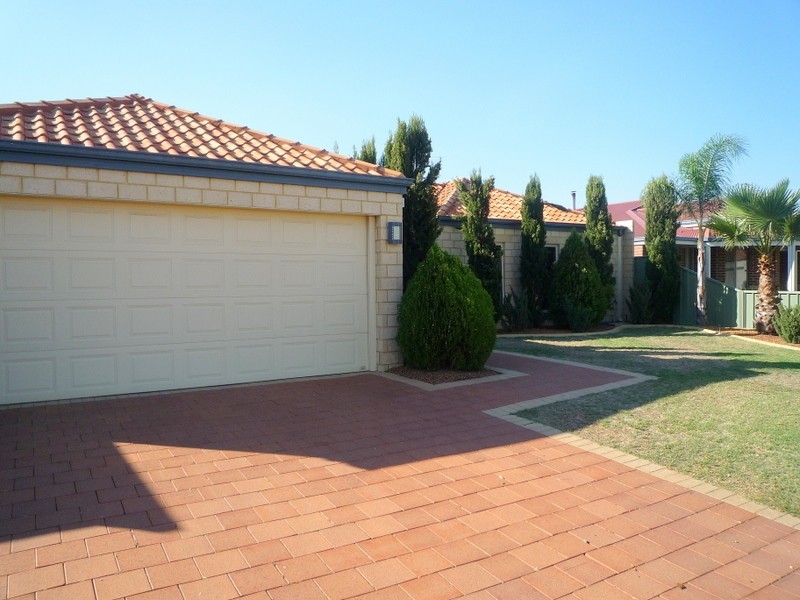 12 Jerrat Mews, Atwell WA 6164
