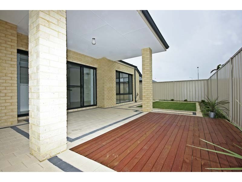 3 Caterpillar Road, Success WA 6164